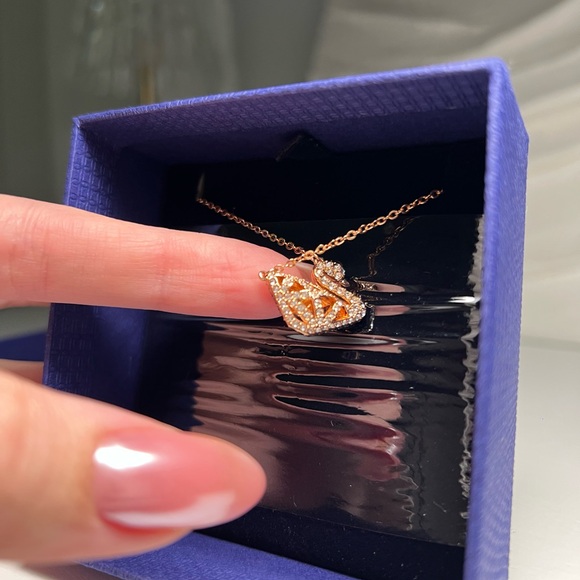 SWAROVSKI Dazzling Dual Sided Swan Black and Rose Gold Necklace - Picture 4 of 12